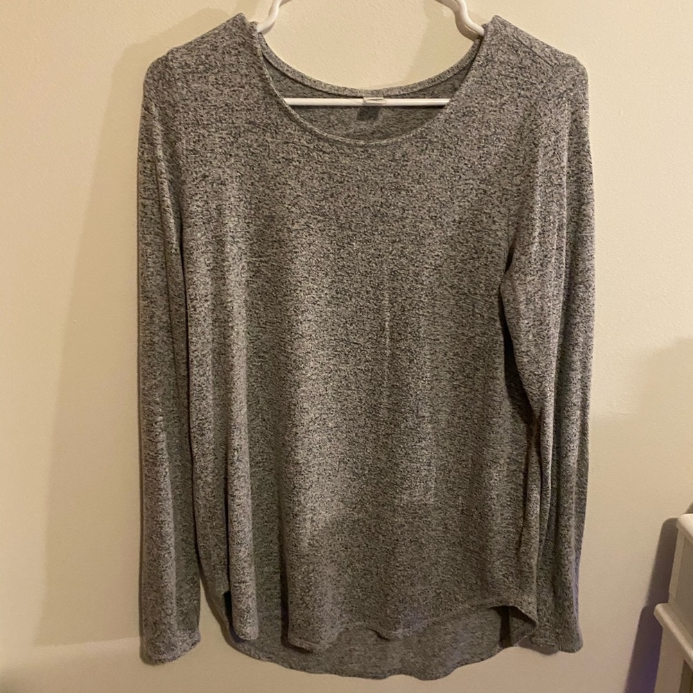 Women’s Gray Long Sleeve